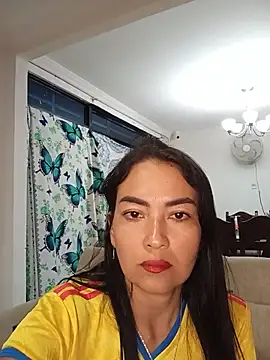 LuluDream online show from June 18, 12:11 am