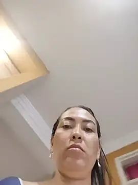 LuluDream online show from July 22, 1:36 pm