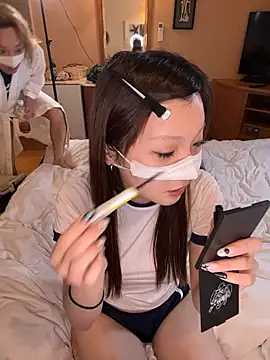 Snapshot of kiichi0222 chatting on June 12, 10:25 am kiichi0222 online show from June 12, 10:25 am