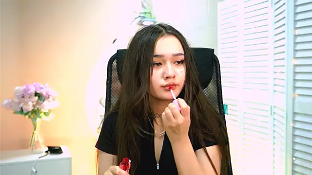 AmiMeow  online show from April 24, 10:18 am
