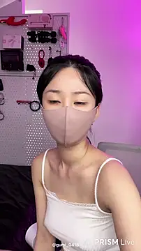 Snapshot of gumi_0418 chatting on May 6, 10:59 pm gumi 0418 online show from May 6, 10:59 pm