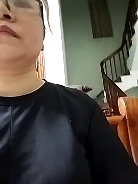 ALonmill online show from April 13, 12:21 pm