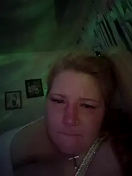 jilljizzle1990 online show from April 14, 6:41 am