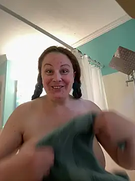 Snapshot of NeedyKitty47 chatting on June 5, 6:46 pm NeedyKitty47 online show from June 5, 6:46 pm