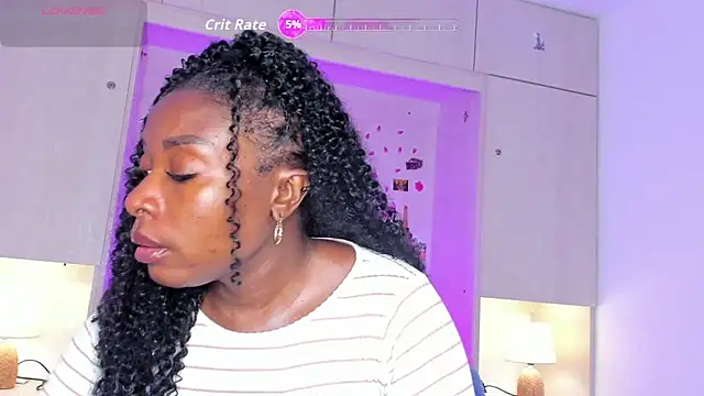 Snapshot of TaylorBloom chatting on May 11, 11:49 am TaylorBloom online show from May 11, 11:49 am