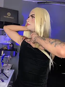 valen lewiiz online show from May 10, 2:50 am