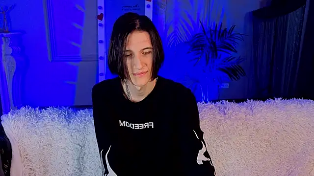 Klaude Jam online show from April 14, 8:48 pm