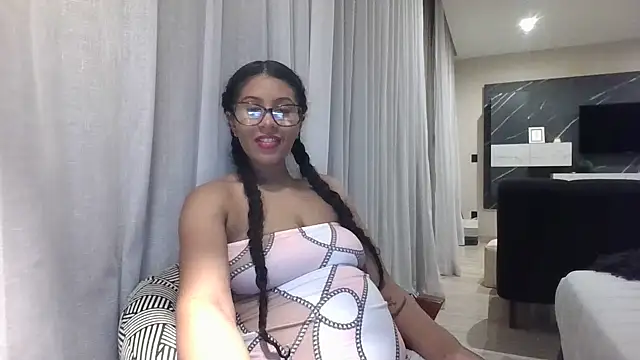 Arabigoddess online show from May 16, 8:44 am