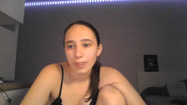 Snapshot of DarkMirel chatting on July 11, 7:05 pm DarkMirel online show from July 11, 7:05 pm