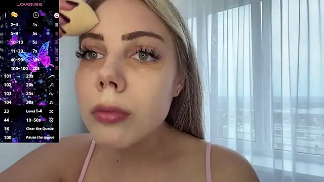 SavageSigh online show from April 18, 12:31 pm