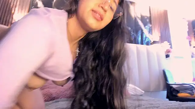 liarossi online show from April 17, 6:22 pm