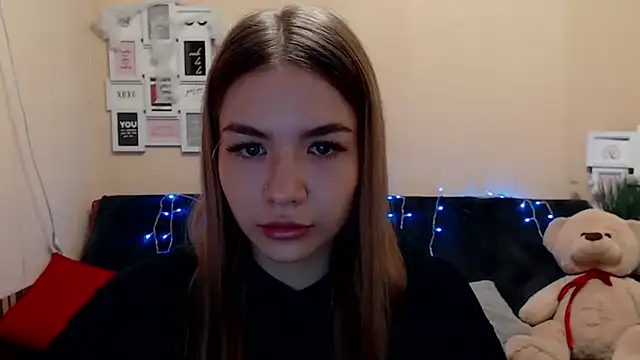 Snapshot of KaiTrum chatting on May 4, 7:54 pm KaiTrum online show from May 4, 7:54 pm