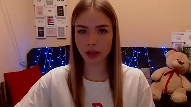 Snapshot of KaiTrum chatting on June 17, 10:32 pm KaiTrum online show from June 17, 10:32 pm