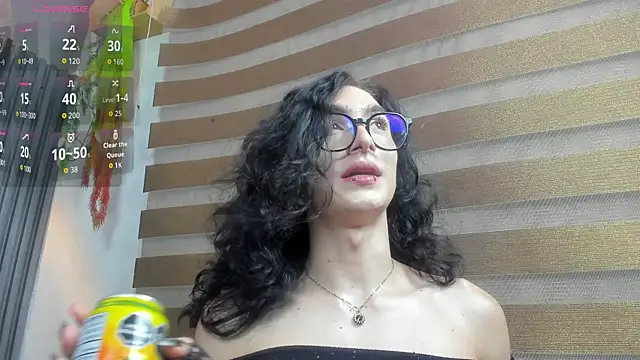 Snapshot of Shammy_rosse chatting on July 21, 8:33 pm Shammy rosse online show from July 21, 8:33 pm
