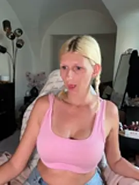 barbiplaymate online show from June 24, 8:46 am