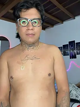 winniepooh 69 online show from April 14, 4:40 am