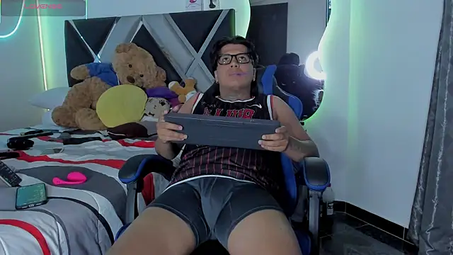 winniepooh 69 online show from April 20, 4:37 am