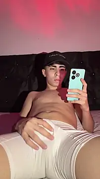 michaell twinkk online show from April 26, 10:40 pm