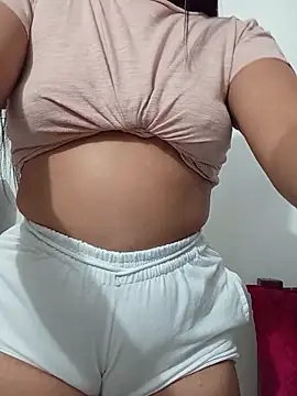 Snapshot of DaniellaGiraldo chatting on June 4, 1:50 pm DaniellaGiraldo online show from June 4, 1:50 pm
