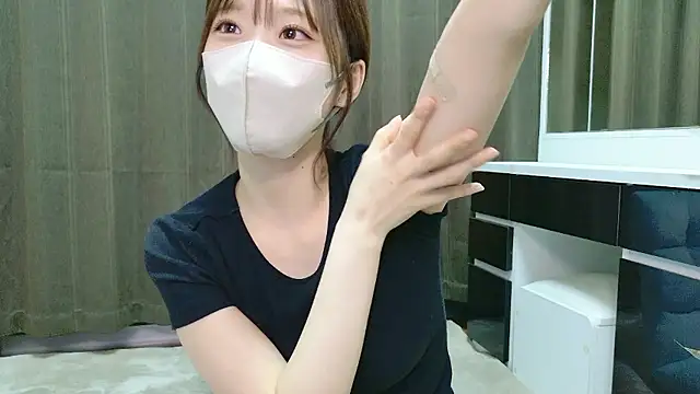 Snapshot of rei_0707 chatting on April 21, 1:06 pm rei 0707 online show from April 21, 1:06 pm