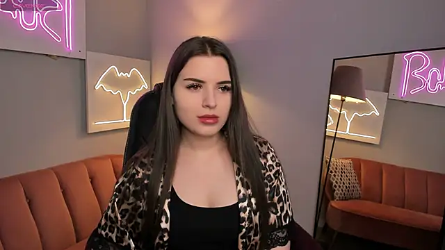 Snapshot of AliceLiador_ chatting on April 26, 2:37 pm AliceLiador online show from April 26, 2:37 pm