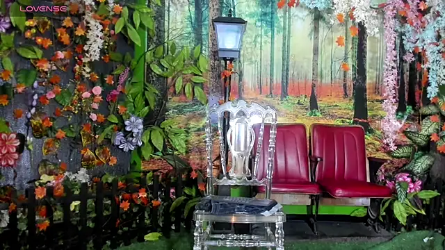 Cris  brown online show from April 18, 3:21 am