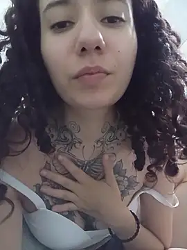 Aura Phone online show from April 23, 1:18 am