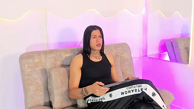 Aohomlester  online show from July 23, 1:20 pm