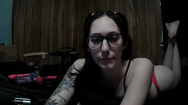 Snapshot of satindreamsxxx chatting on June 8, 12:58 am satindreamsxxx online show from June 8, 12:58 am