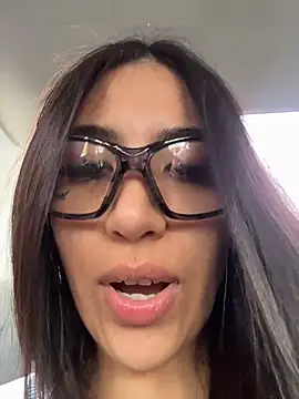 Snapshot of babedemon666 chatting on May 7, 9:53 pm babedemon666 online show from May 7, 9:53 pm
