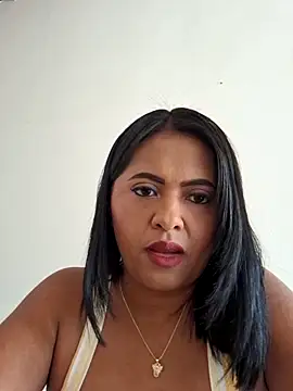 Snapshot of Ayla_Phone chatting on April 18, 7:40 pm Ayla Phone online show from April 18, 7:40 pm