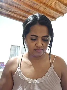 Snapshot of Ayla_Phone chatting on April 29, 3:54 am Ayla Phone online show from April 29, 3:54 am