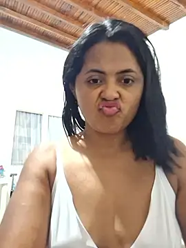Snapshot of Ayla_Phone chatting on May 6, 3:46 am Ayla Phone online show from May 6, 3:46 am