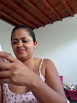 Snapshot of Ayla_Phone chatting on May 21, 4:03 pm Ayla Phone online show from May 21, 4:03 pm