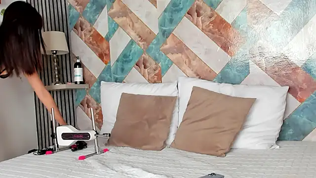 Dark Amora online show from May 3, 7:42 pm