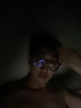 binn 205 online show from April 28, 1:15 am