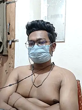 Snapshot of hot_boy995 chatting on April 28, 4:28 am hot boy995 online show from April 28, 4:28 am