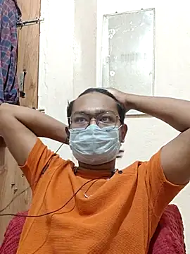 Snapshot of hot_boy995 chatting on May 2, 5:34 am hot boy995 online show from May 2, 5:34 am