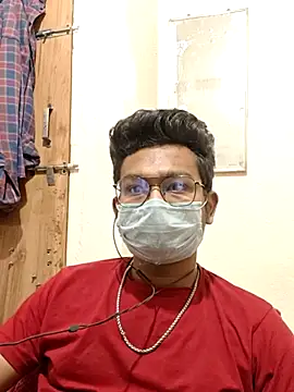 Snapshot of hot_boy995 chatting on May 3, 7:42 pm hot boy995 online show from May 3, 7:42 pm