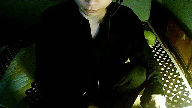 Snapshot of Kangc369 chatting on April 16, 7:47 pm Kangc369 online show from April 16, 7:47 pm