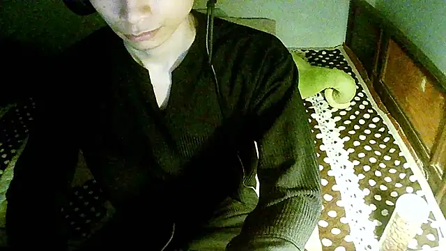 Snapshot of Kangc369 chatting on April 16, 9:39 pm Kangc369 online show from April 16, 9:39 pm