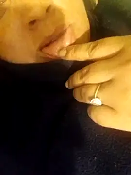 Snapshot of Gaby_lulu chatting on June 10, 2:01 am Gaby lulu online show from June 10, 2:01 am