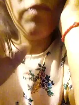 Snapshot of Gaby_lulu chatting on June 19, 12:48 am Gaby lulu online show from June 19, 12:48 am