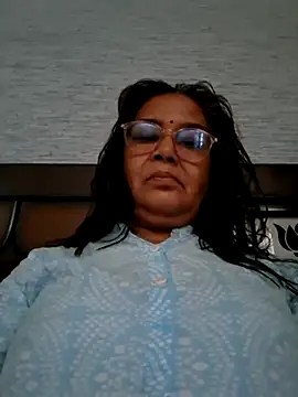 Shalini3456 online show from April 18, 4:49 am