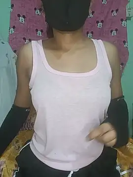 Snapshot of Rashmika__Rouni chatting on May 26, 8:16 pm Rashmika Rouni online show from May 26, 8:16 pm