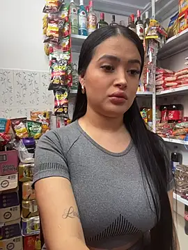 Sara fun online show from December 15, 4:22 pm