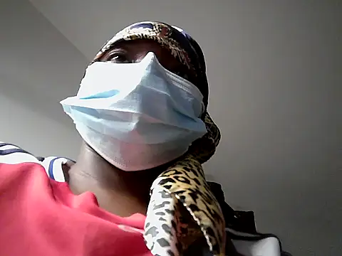 Ninah   online show from April 16, 8:09 pm