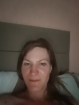 AnnieNet online show from August 3, 9:51 pm