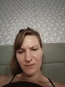 AnnieNet online show from August 7, 3:03 pm