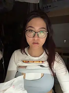 pinkouou online show from April 21, 4:56 pm